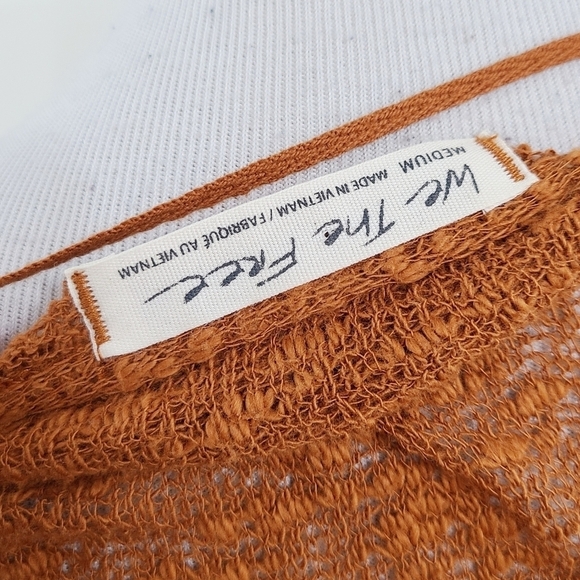 Free People Ocean Air Hacci top gold rust size medium - Picture 9 of 10